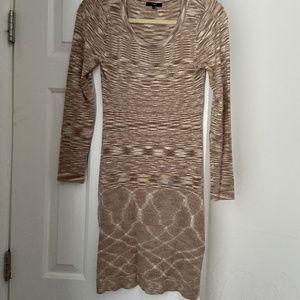 Tart brown dress